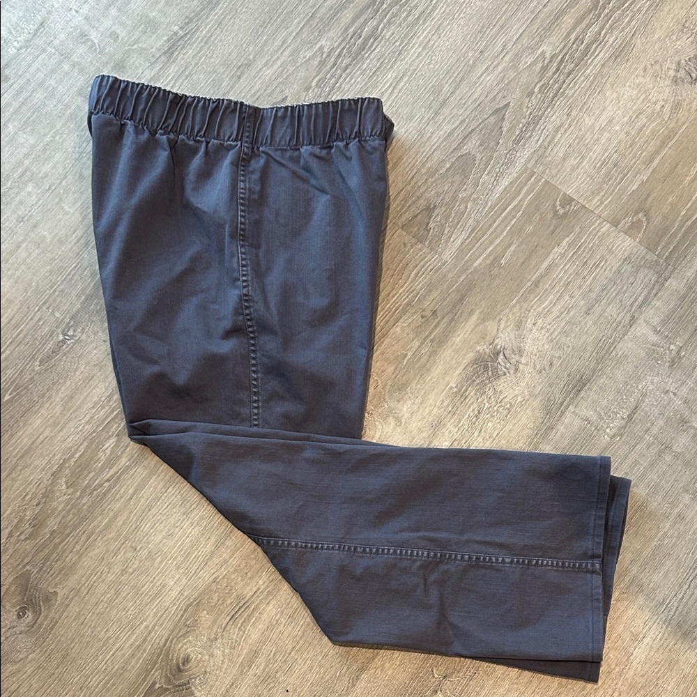 Women’s Soft Surroundings Grey Blue Elastic-Waist Chinos Petite L
